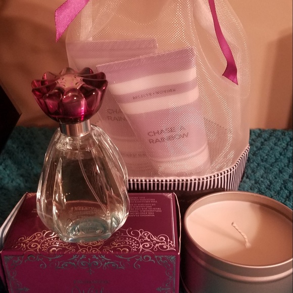 Gift Set -candle not included - Picture 1 of 1